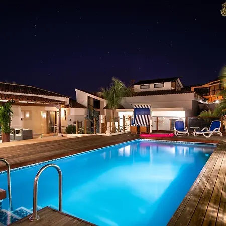 La Perla 칸델라리아